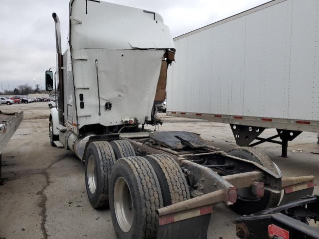 2015 Freightliner Conventional Coronado 132