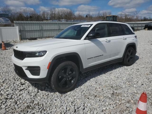 2023 Jeep Grand Cherokee Laredo