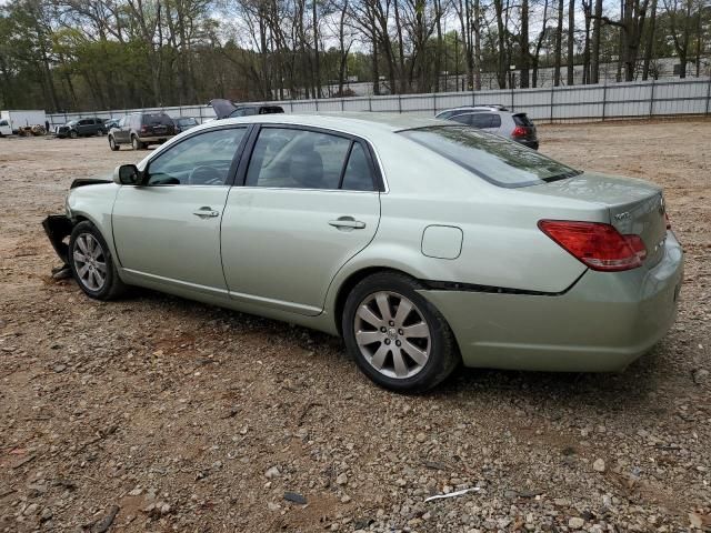 2005 Toyota Avalon XL