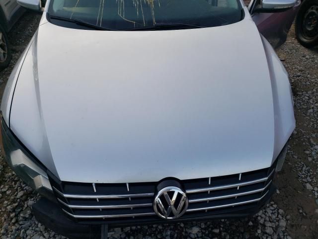 2012 Volkswagen Passat SE