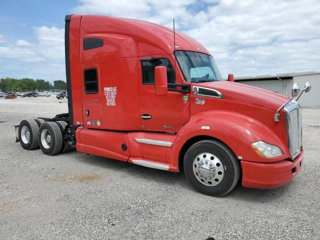 2015 Kenworth Construction T680