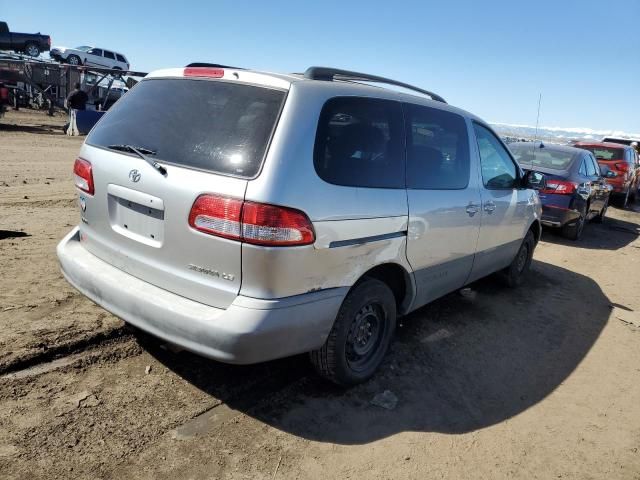 2002 Toyota Sienna LE