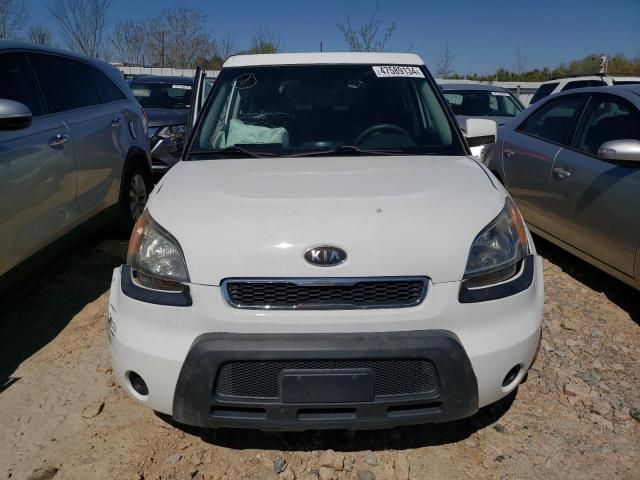 2010 KIA Soul +