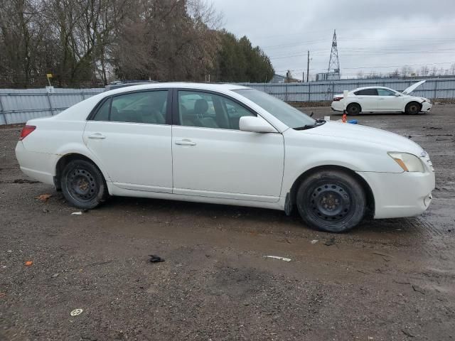 2005 Toyota Avalon XL