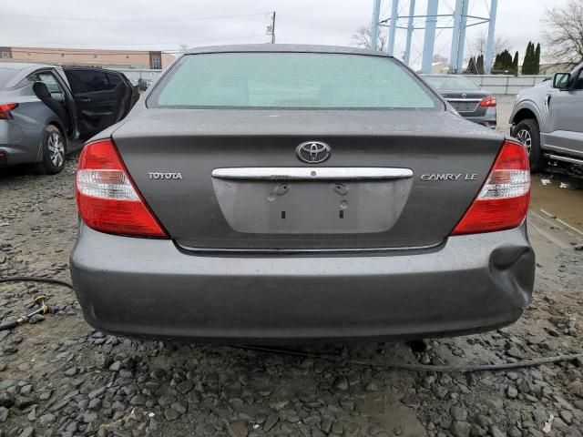 2004 Toyota Camry LE