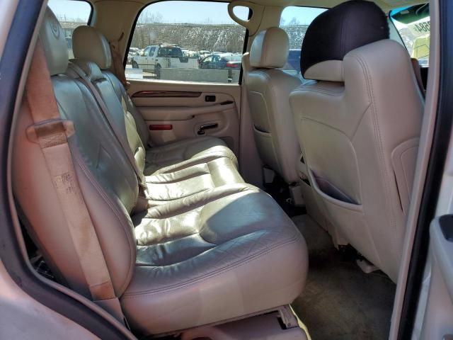 2004 Cadillac Escalade Luxury