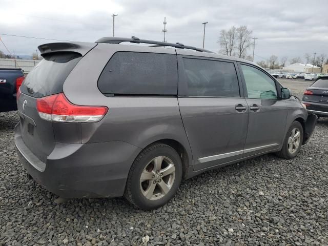 2014 Toyota Sienna LE