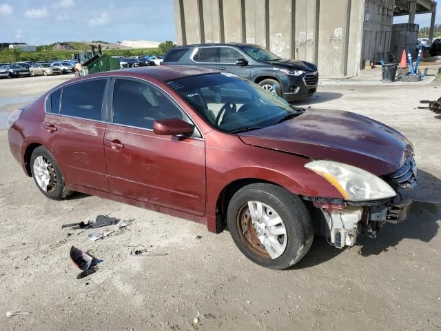 2010 Nissan Altima Base