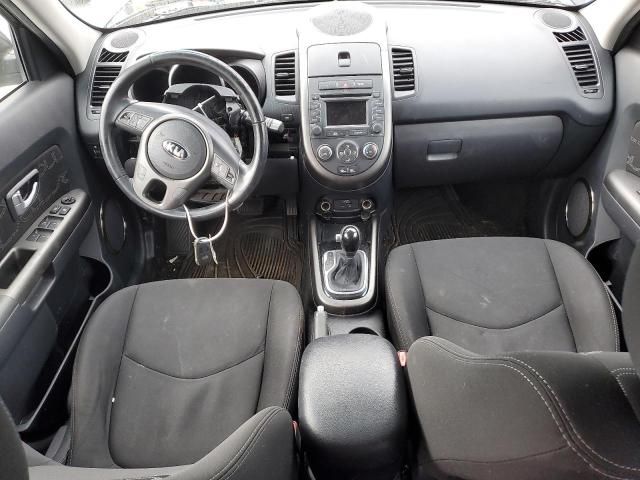 2013 KIA Soul +