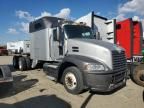 2014 Mack 600 CXU600