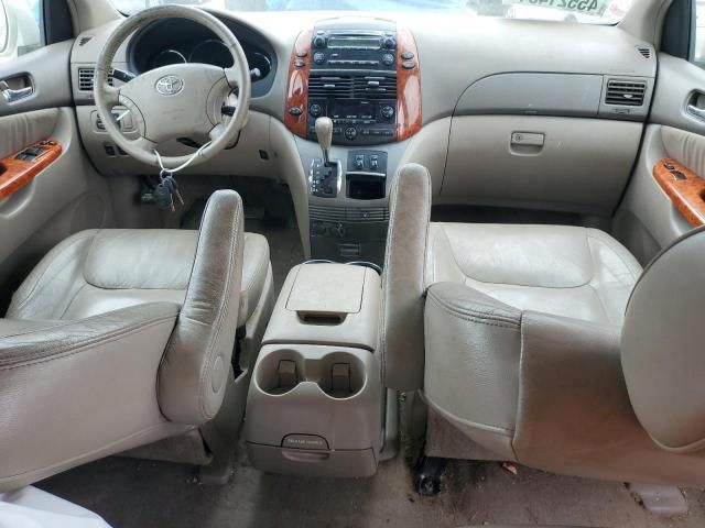 2006 Toyota Sienna XLE