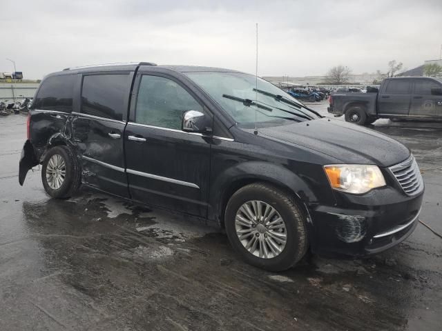 2013 Chrysler Town & Country Limited