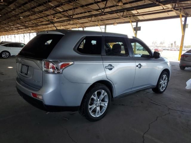 2014 Mitsubishi Outlander SE