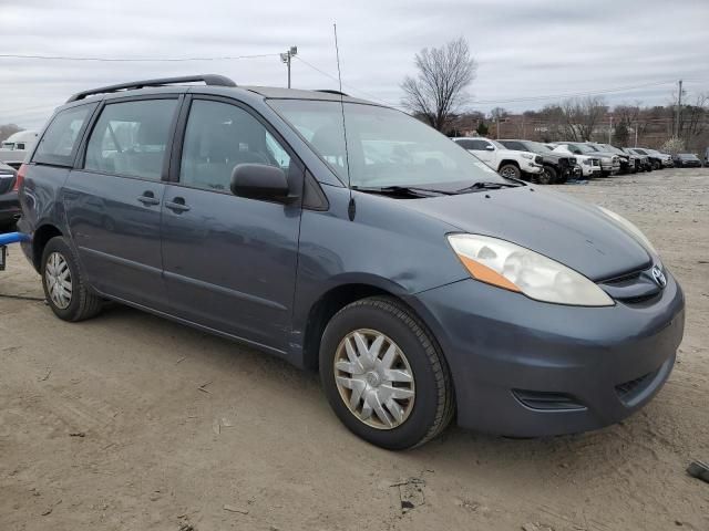 2010 Toyota Sienna CE