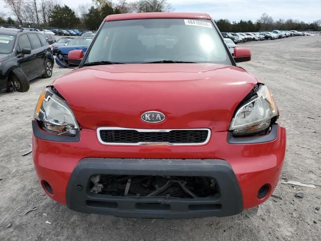 2010 KIA Soul +