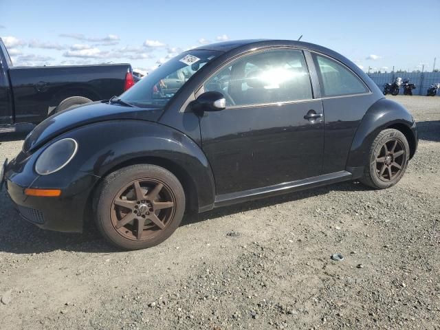 2010 Volkswagen New Beetle