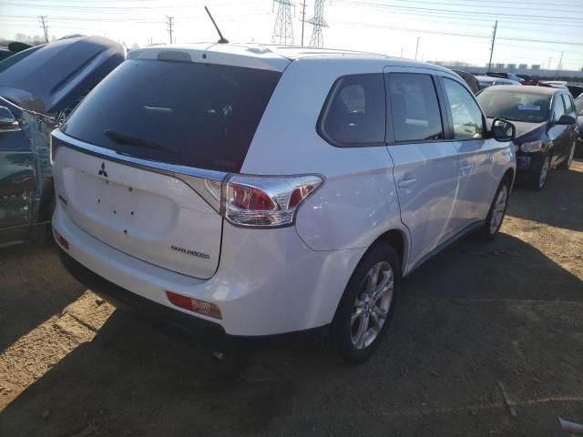 2014 Mitsubishi Outlander SE