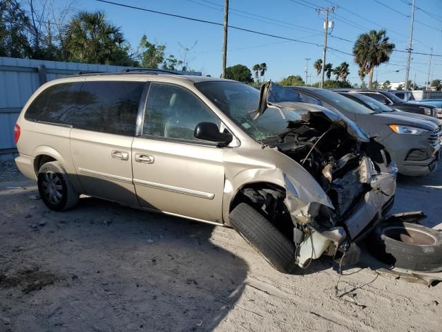 2006 Chrysler Town & Country Touring