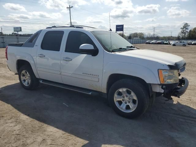 2011 Chevrolet Avalanche LT