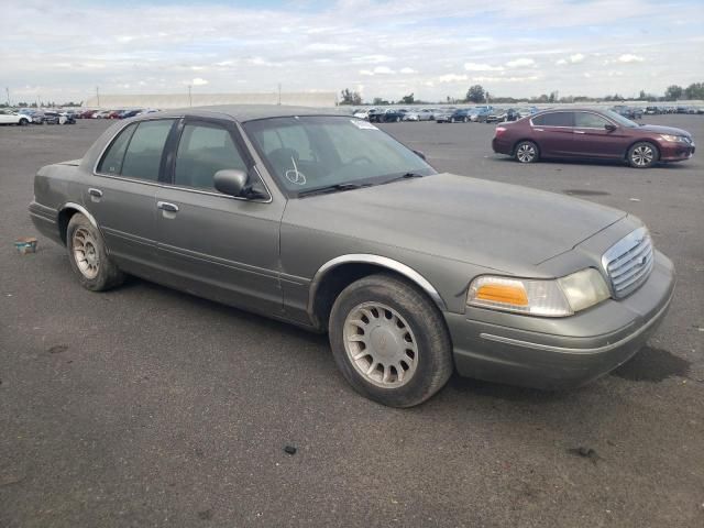 2001 Ford Crown Victoria LX