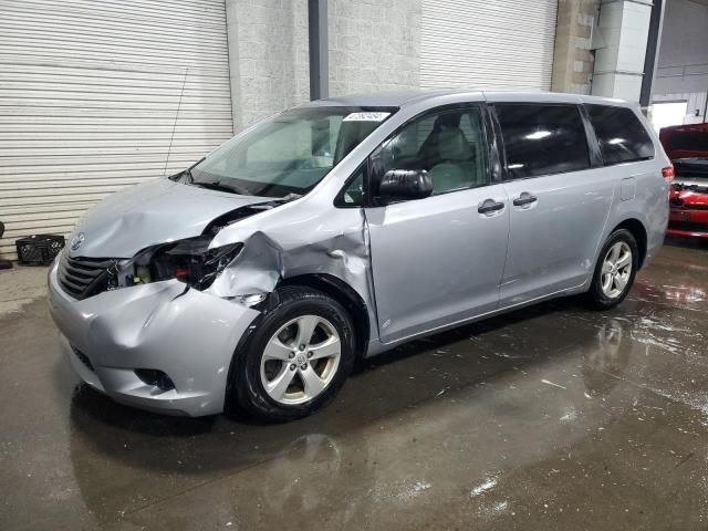 2014 Toyota Sienna