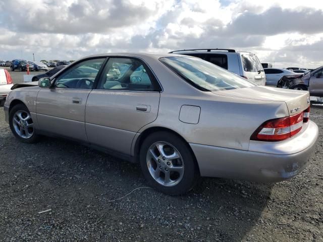 2000 Lexus ES 300