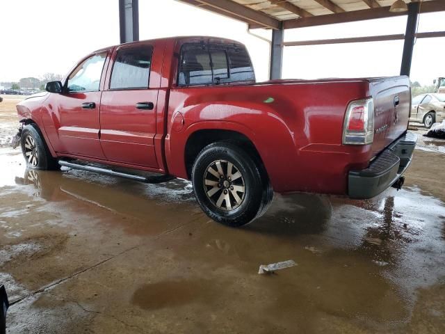 2008 Mitsubishi Raider LS