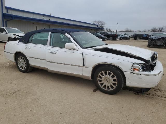 2007 Lincoln Town Car Signature