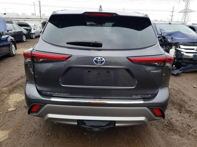 2021 Toyota Highlander Hybrid Platinum