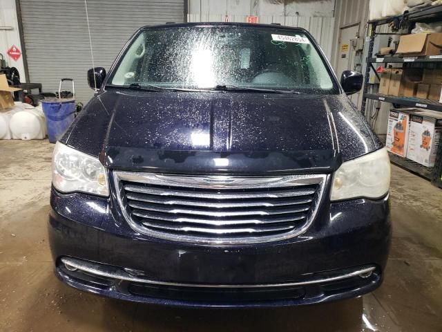 2011 Chrysler Town & Country Touring