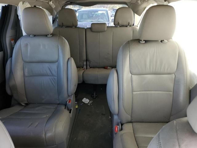 2015 Toyota Sienna XLE