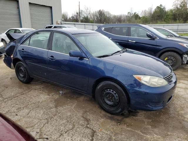 2005 Toyota Camry LE