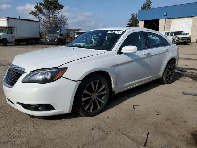 2013 Chrysler 200 Limited