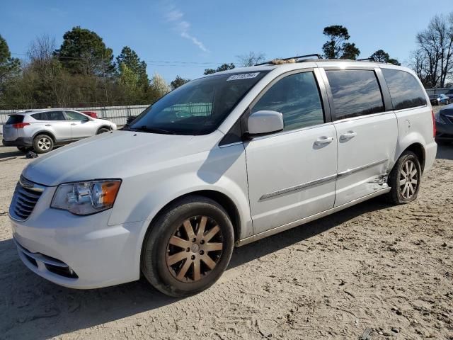 2016 Chrysler Town & Country Touring