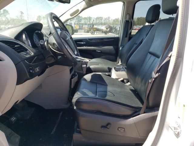 2015 Chrysler Town & Country Touring L