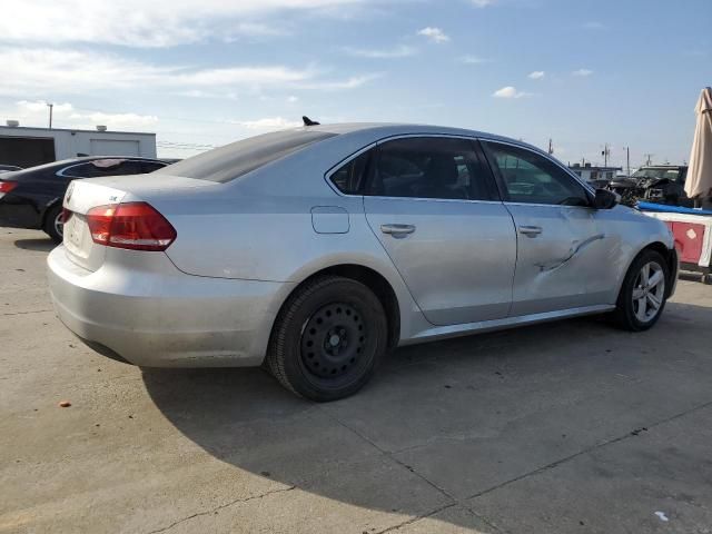 2012 Volkswagen Passat SE