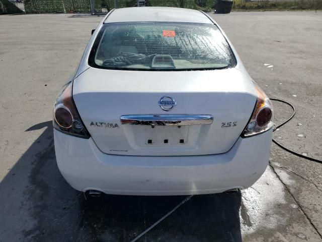 2010 Nissan Altima Base