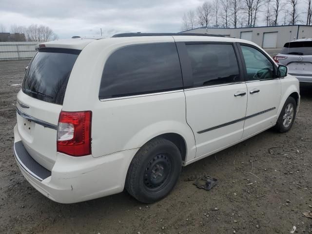 2011 Chrysler Town & Country Touring