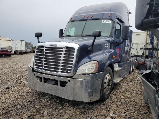 2014 Freightliner Cascadia 125