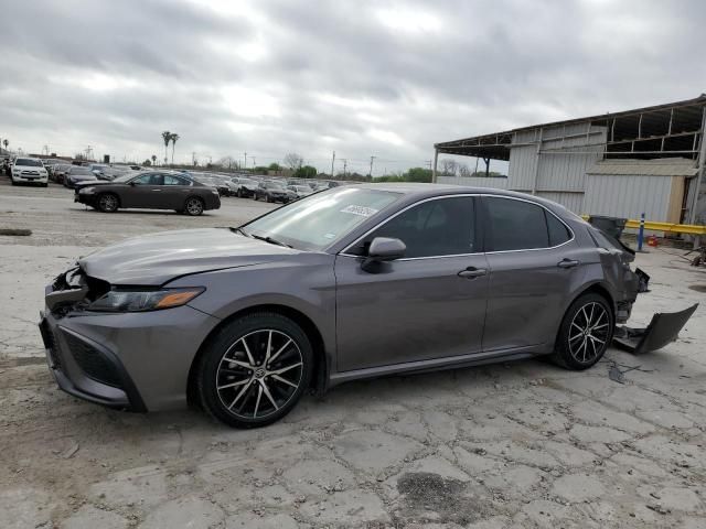 2021 Toyota Camry SE