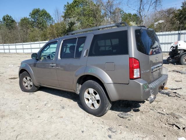 2006 Nissan Pathfinder LE