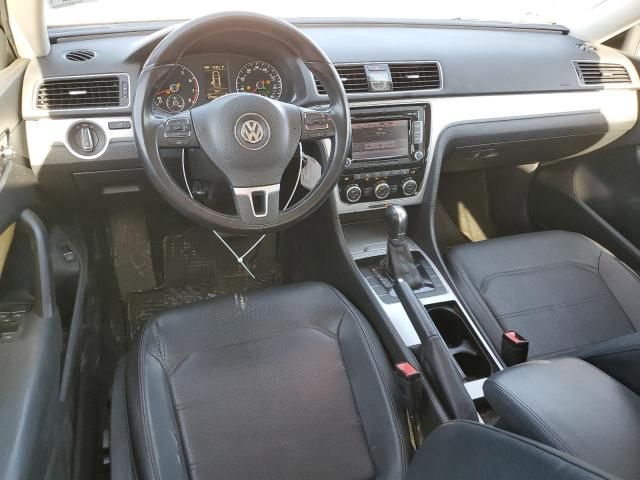 2012 Volkswagen Passat SE