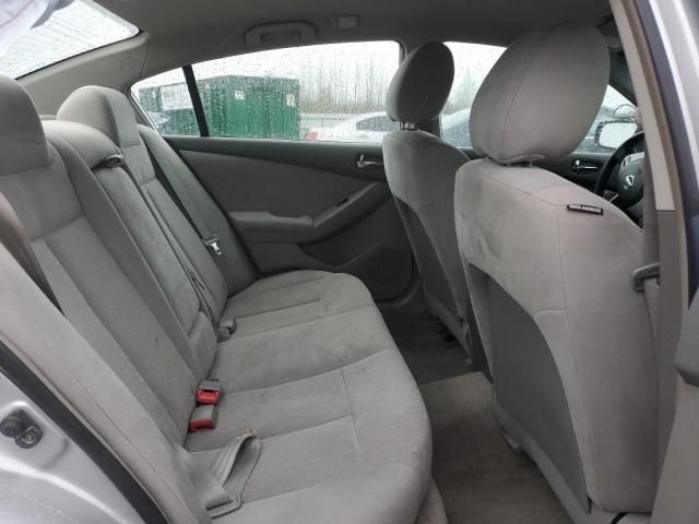 2010 Nissan Altima Base