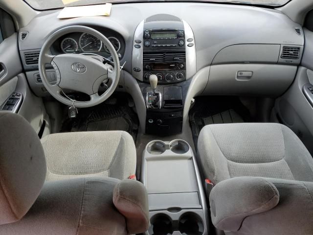 2008 Toyota Sienna CE