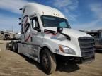 2020 Freightliner Cascadia 126