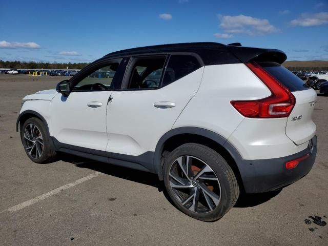 2019 Volvo XC40 T4 R-Design