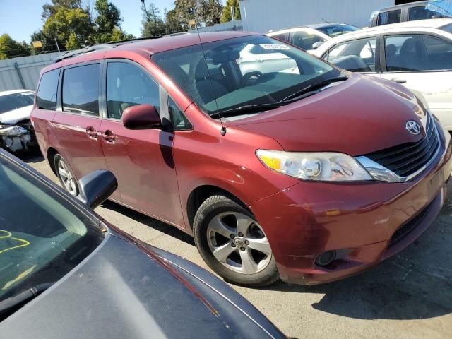 2012 Toyota Sienna LE