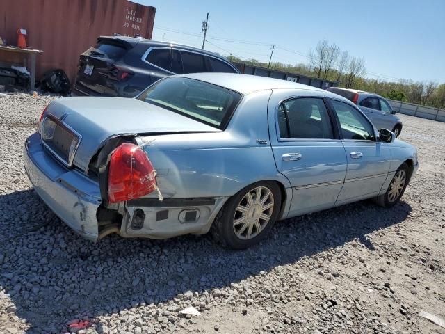 2009 Lincoln Town Car Signature Limited