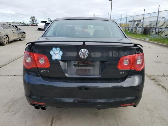 2005 Volkswagen New Jetta 2.5L Option Package 1