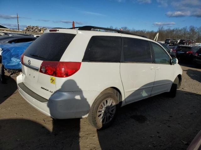 2009 Toyota Sienna XLE